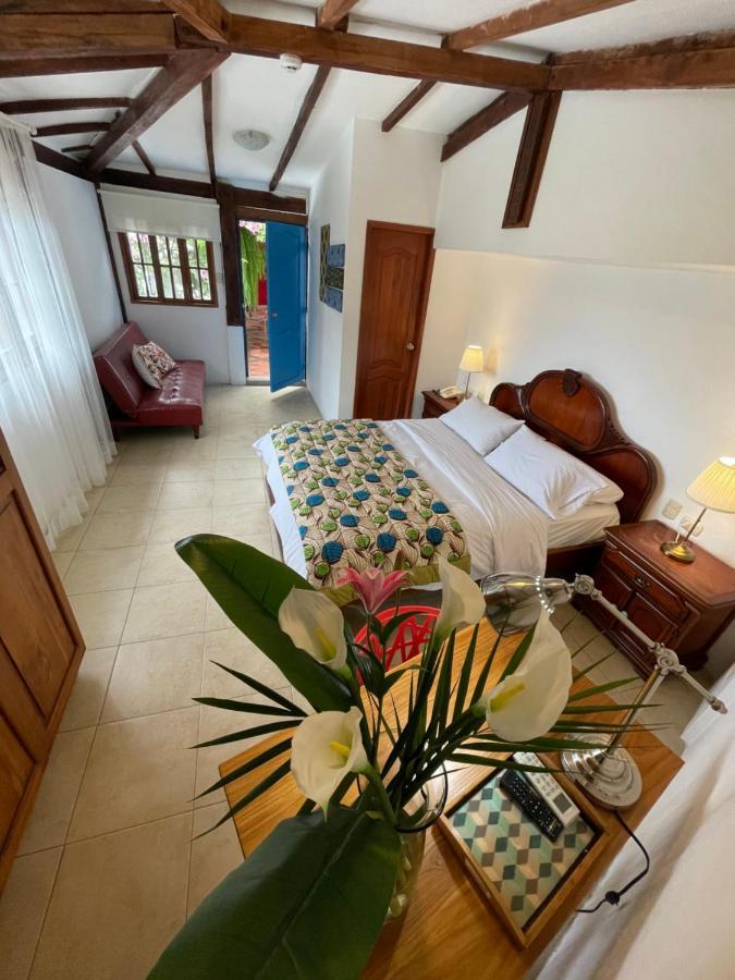 Iguanazu Bed & Breakfast Guayaquil Buitenkant foto