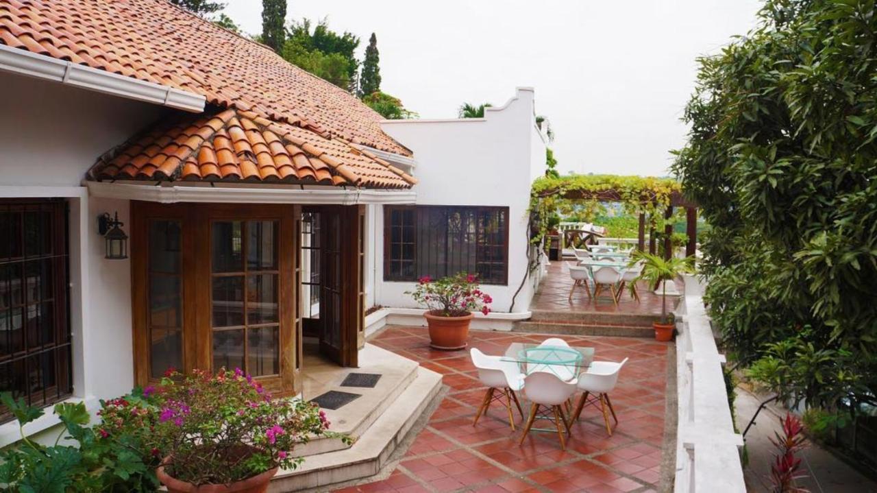 Iguanazu Bed & Breakfast Guayaquil Buitenkant foto